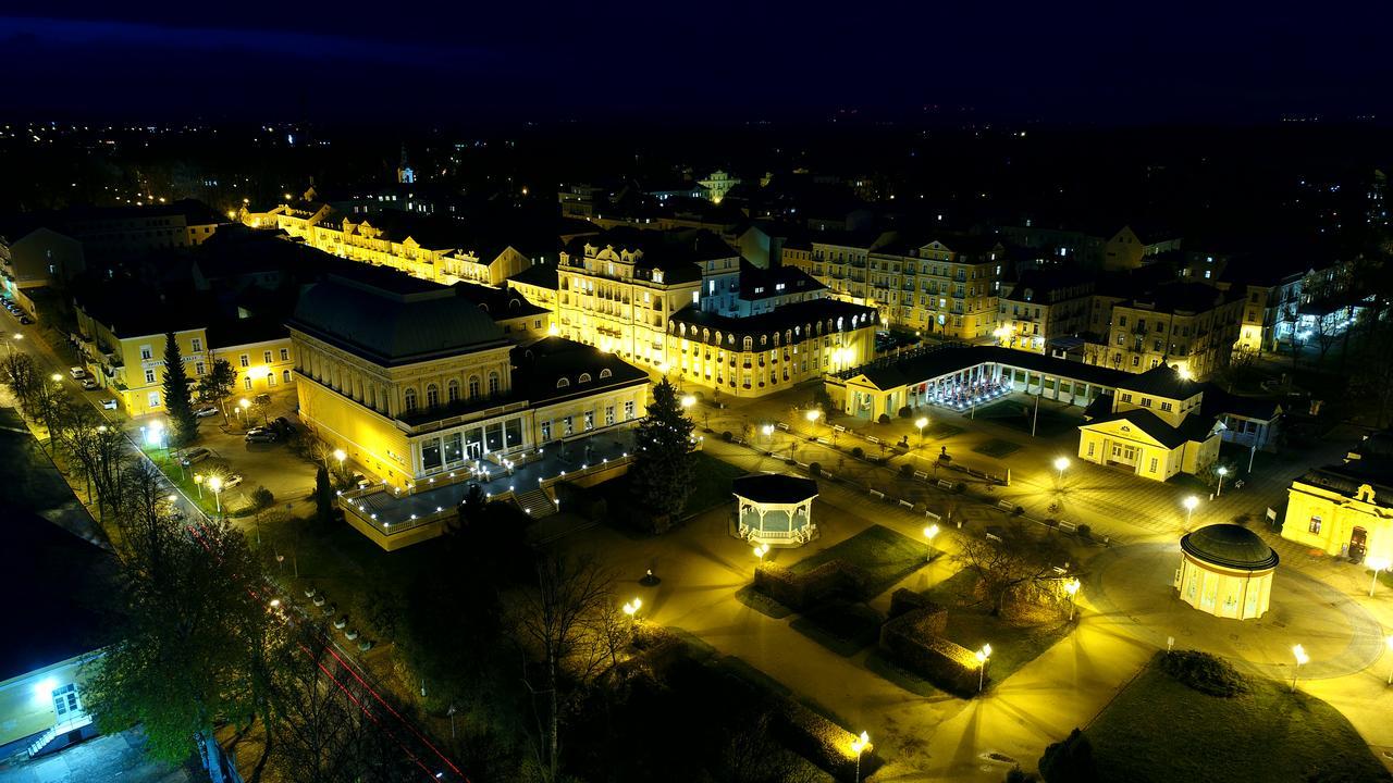 Apartment Pension Stark Františkovy Lázně Exterior foto